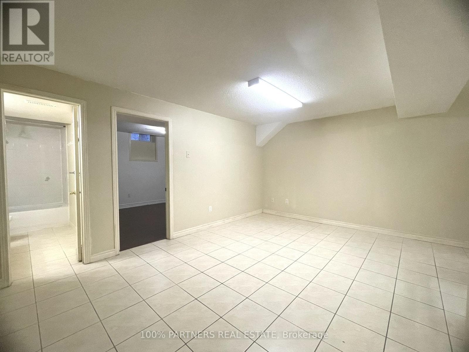Single Family at 23 Vickers Road, Markham (Milliken Mills East), Ontario - Photo 10 - RE/MAX Garden City Realty