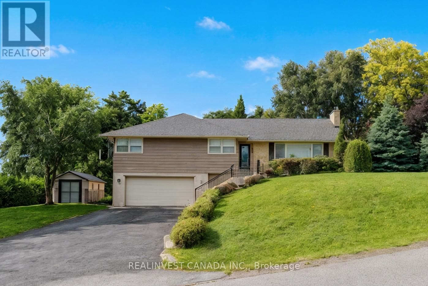 918 Pinecrest Road