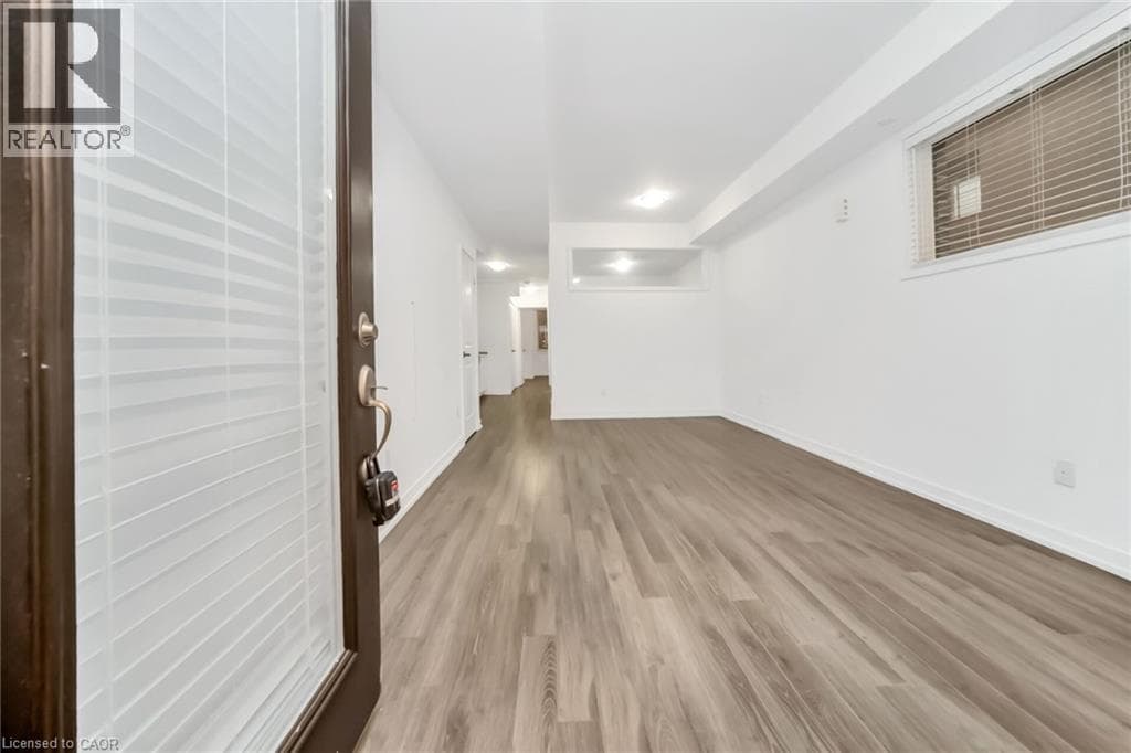 Single Family at 29- 869 WILSON Avenue, Toronto, Ontario - Photo 7 - RE/MAX Garden City Realty