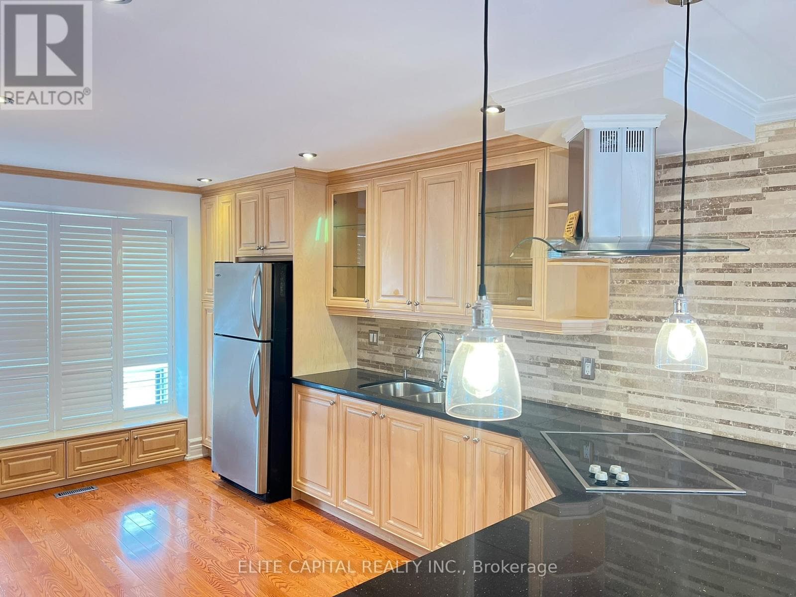 Single Family at 124 Wagon Trail Way, Toronto (Pleasant View), Ontario - Photo 7 - RE/MAX Garden City Realty