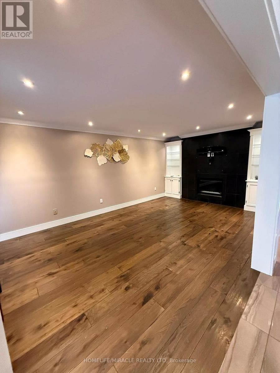 Single Family at 2133 Heidi Avenue, Burlington (Headon), Ontario - Photo 10 - RE/MAX Garden City Realty