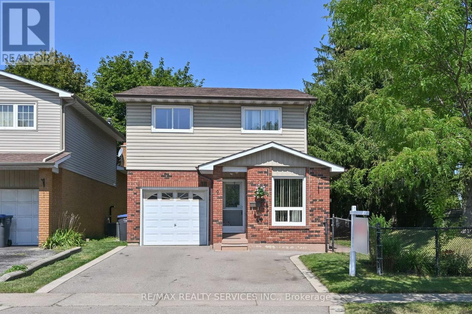 2 Lindridge Avenue