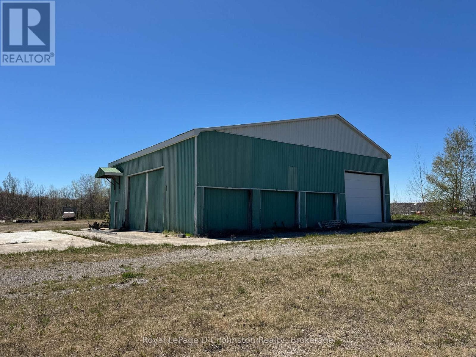1895 Bruce Road 20 Road
