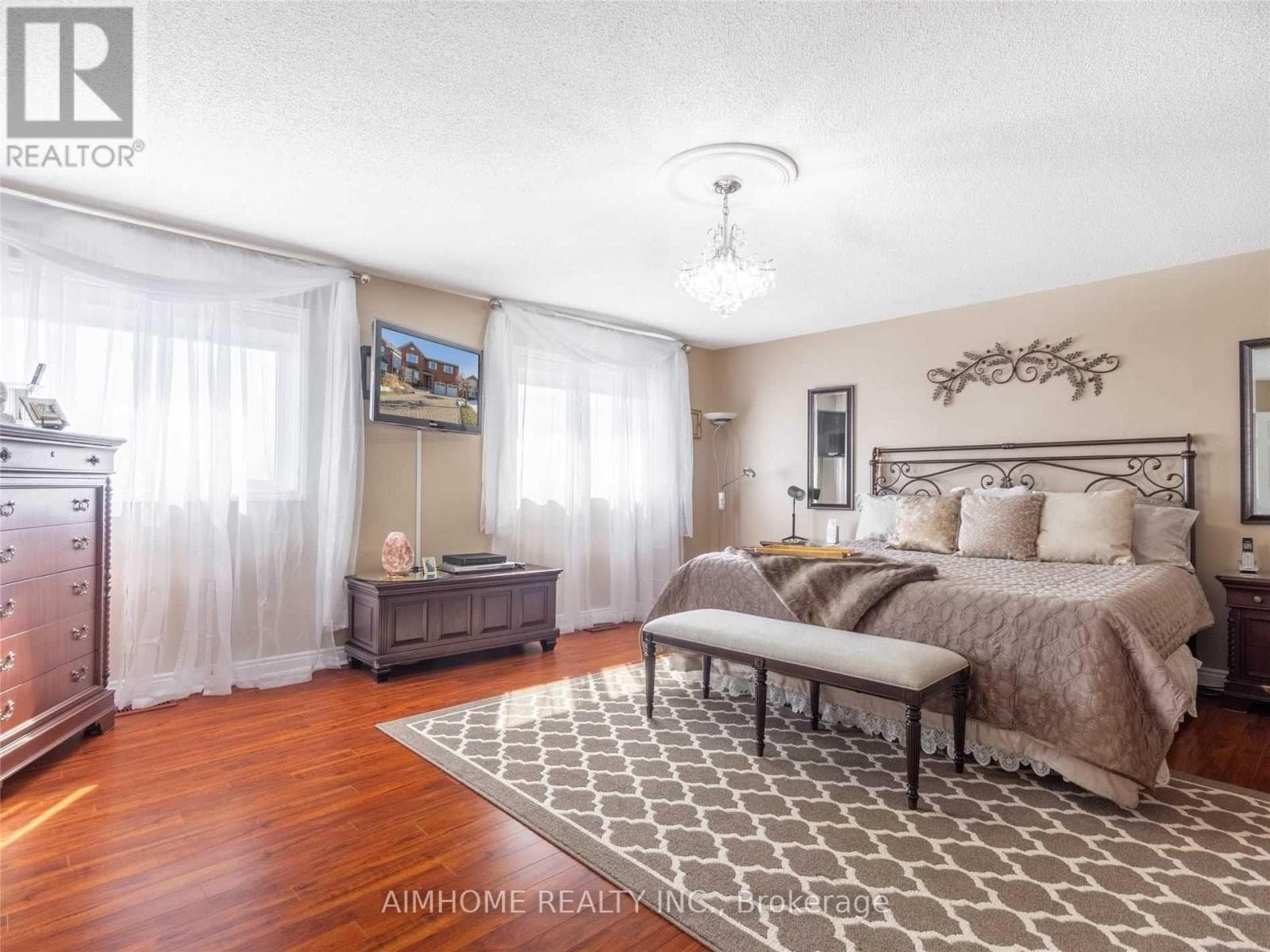 Single Family at 843 Corbett's Road, Oshawa (Pinecrest), Ontario - Photo 10 - RE/MAX Garden City Realty