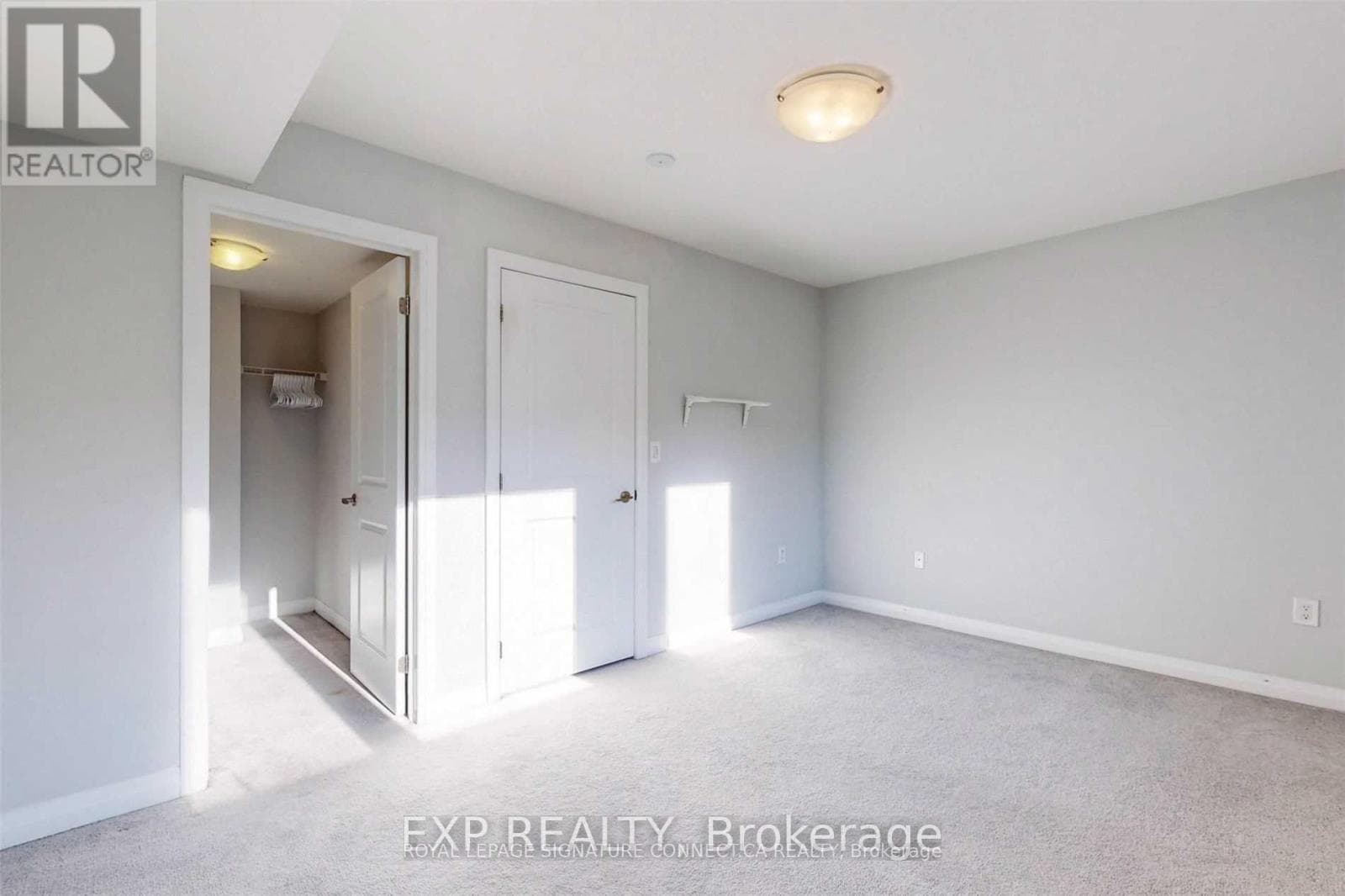 Single Family at 16 Caroline Carpenter Grove, Toronto (Downsview-Roding-CFB), Ontario - Photo 4 - RE/MAX Garden City Realty