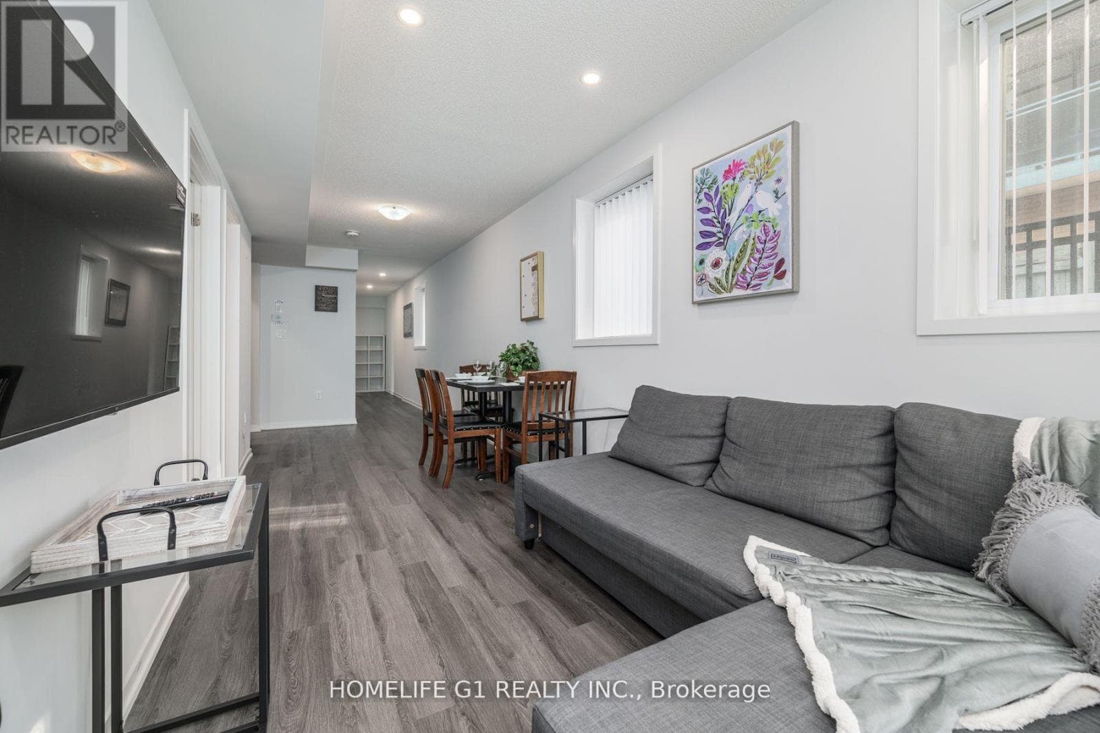 Single Family at 48- 5 William Jackson Way, Toronto (New Toronto), Ontario - Photo 4 - RE/MAX Garden City Realty