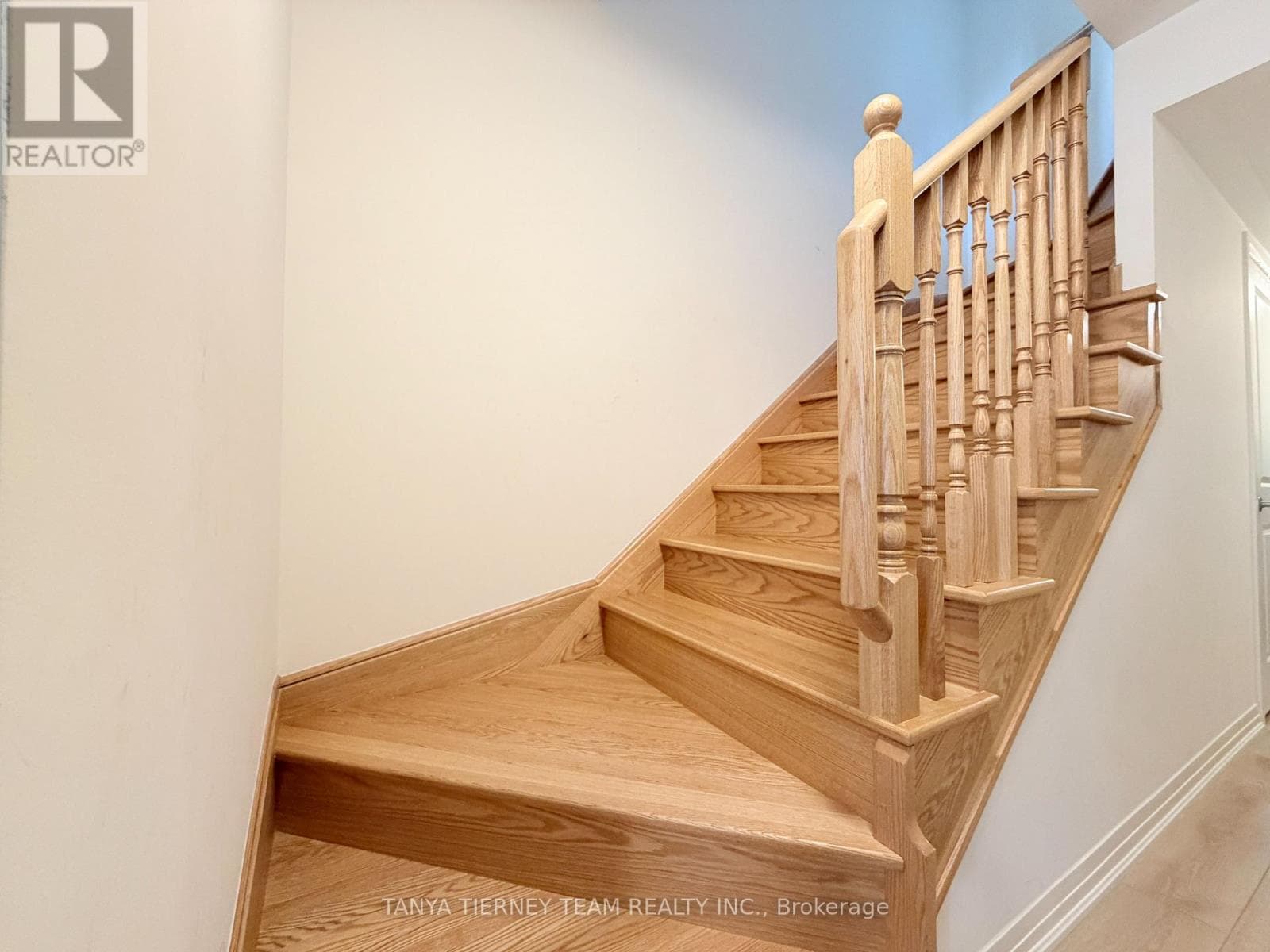 Single Family at 56 Emmas Way, Whitby (Taunton North), Ontario - Photo 9 - RE/MAX Garden City Realty