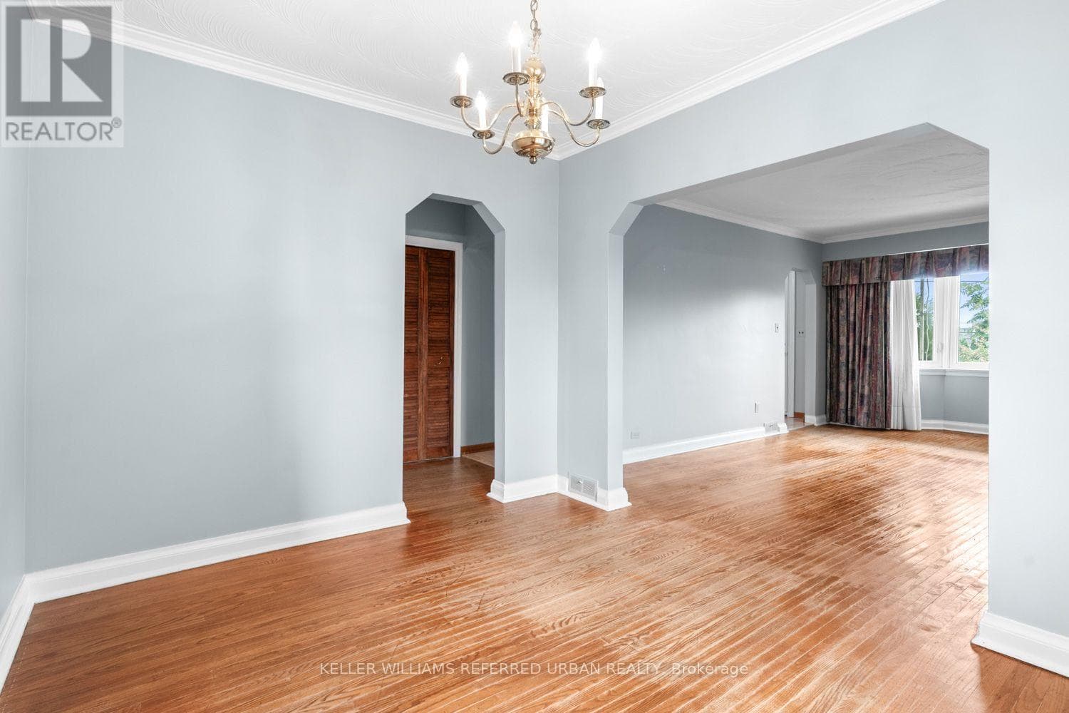 Single Family at 114 Gracefield Avenue, Toronto (Maple Leaf), Ontario - Photo 10 - RE/MAX Garden City Realty