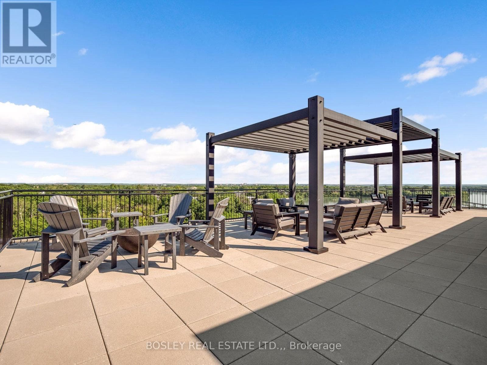 307- 57 Lakeport Road