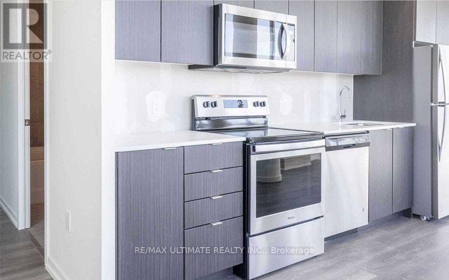 Single Family at 1211- 3237 Bayview Avenue, Toronto (Bayview Woods-Steeles), Ontario - Photo 9 - RE/MAX Garden City Realty