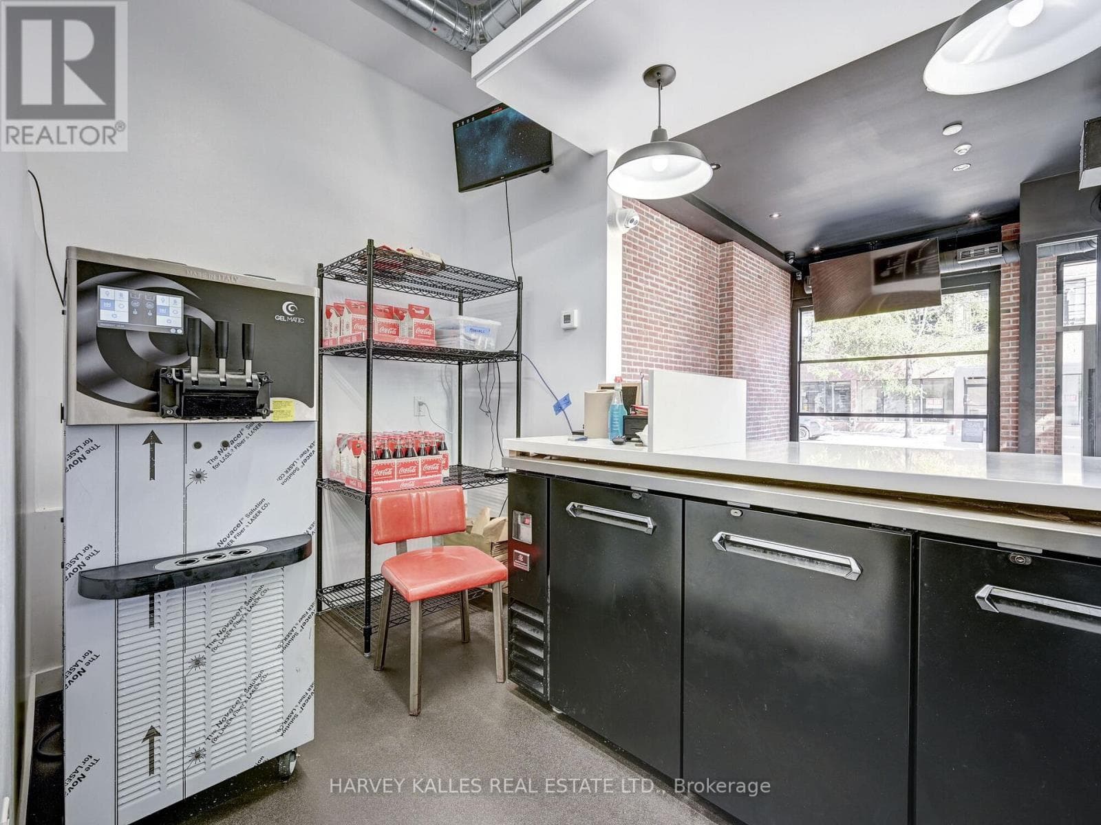 Business at 885 Dundas Street, Toronto (Trinity-Bellwoods), Ontario - Photo 10 - RE/MAX Garden City Realty