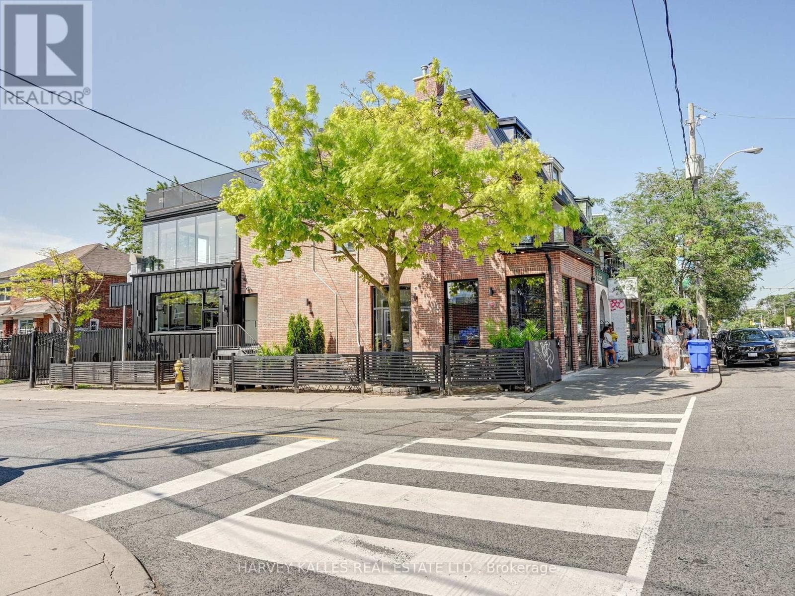 Business at 885 Dundas Street, Toronto (Trinity-Bellwoods), Ontario - Photo 4 - RE/MAX Garden City Realty