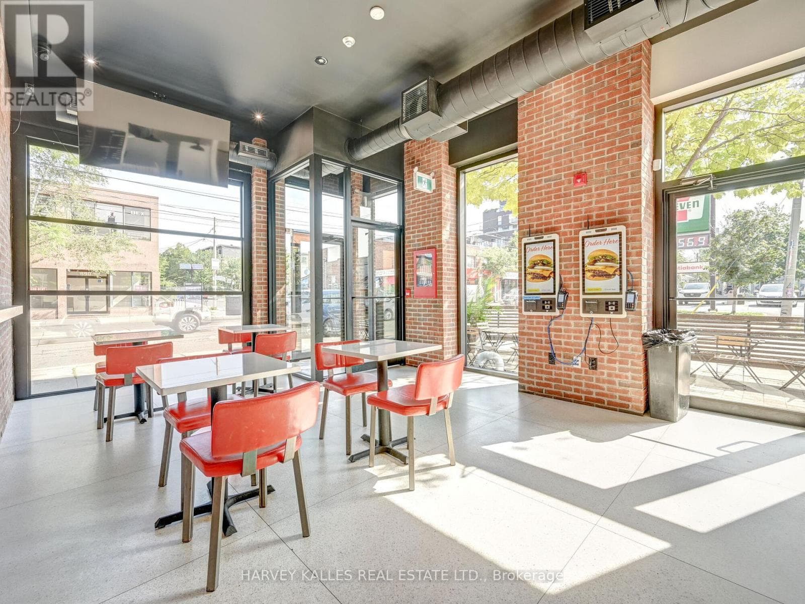 Business at 885 Dundas Street, Toronto (Trinity-Bellwoods), Ontario - Photo 7 - RE/MAX Garden City Realty