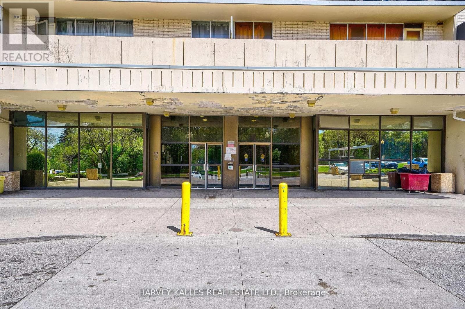 Multi-family at 501- 2000 Sheppard Avenue, Toronto (Glenfield-Jane Heights), Ontario - Photo 4 - RE/MAX Garden City Realty