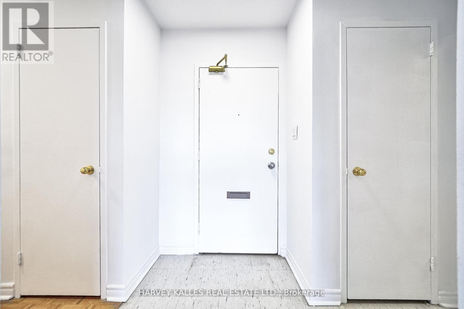 Multi-family at 501- 2000 Sheppard Avenue, Toronto (Glenfield-Jane Heights), Ontario - Photo 8 - RE/MAX Garden City Realty