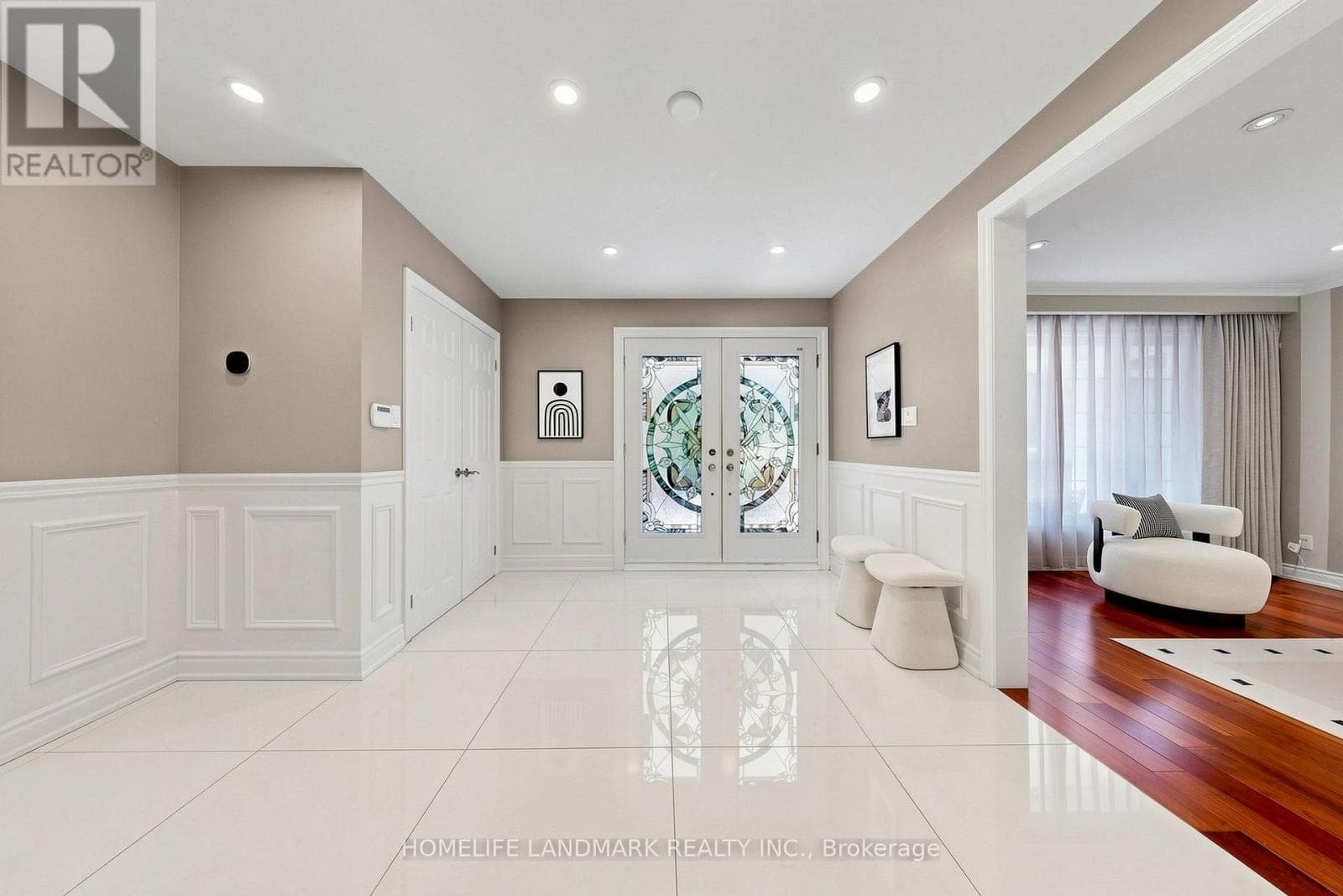 Single Family at 56 Kentland Crescent, Toronto (Bayview Woods-Steeles), Ontario - Photo 4 - RE/MAX Garden City Realty