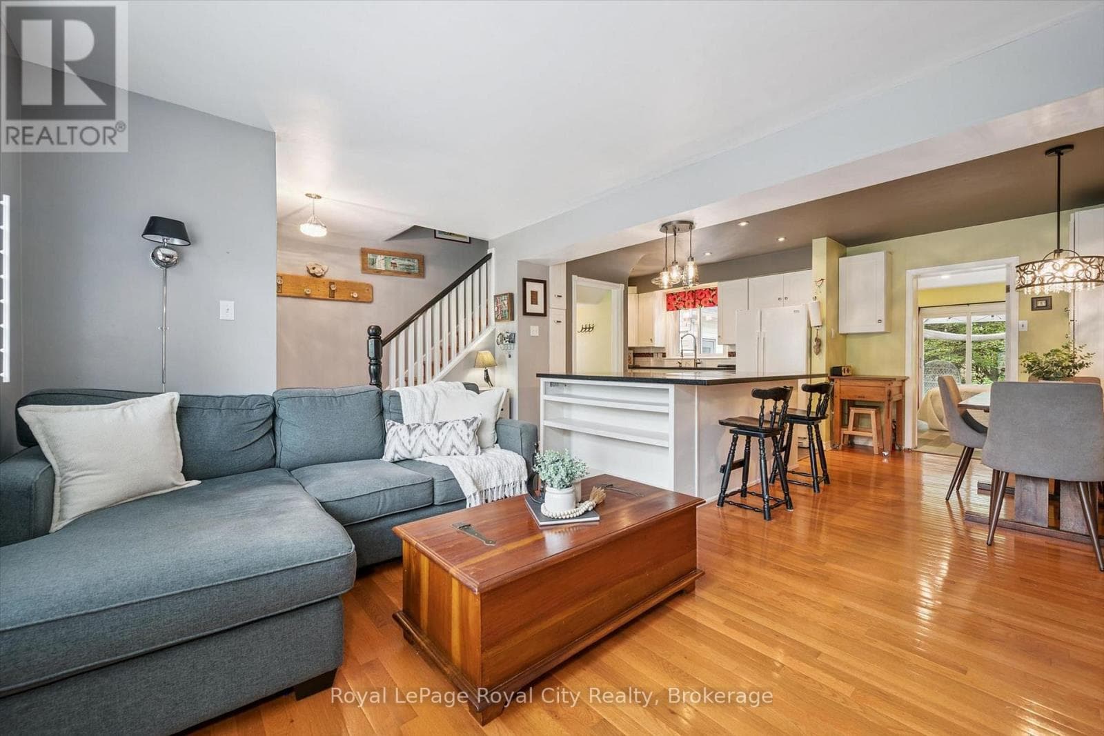 Single Family at 18 June Avenue, Guelph (Riverside Park), Ontario - Photo 9 - RE/MAX Garden City Realty