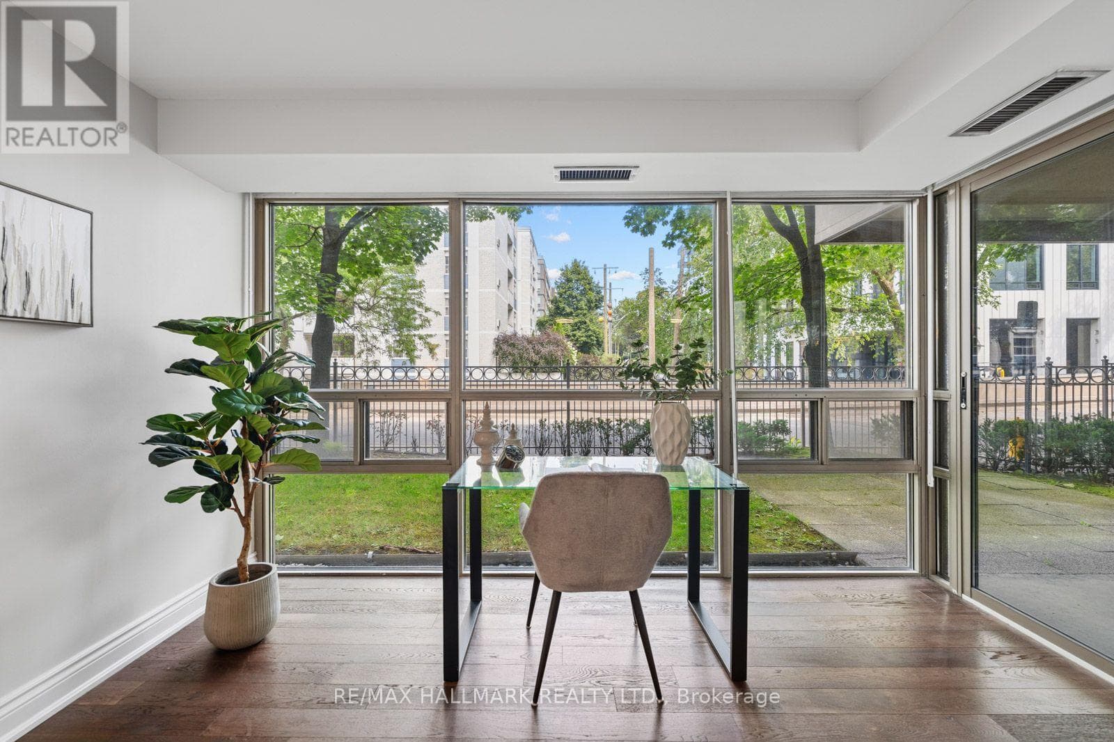 Single Family at 108- 18 Lower Village Gate, Toronto (Forest Hill South), Ontario - Photo 10 - RE/MAX Garden City Realty
