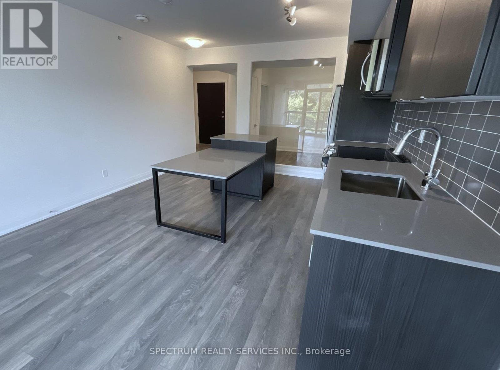 Single Family at 306- 1461 Lawrence Avenue, Toronto (Brookhaven-Amesbury), Ontario - Photo 2 - RE/MAX Garden City Realty