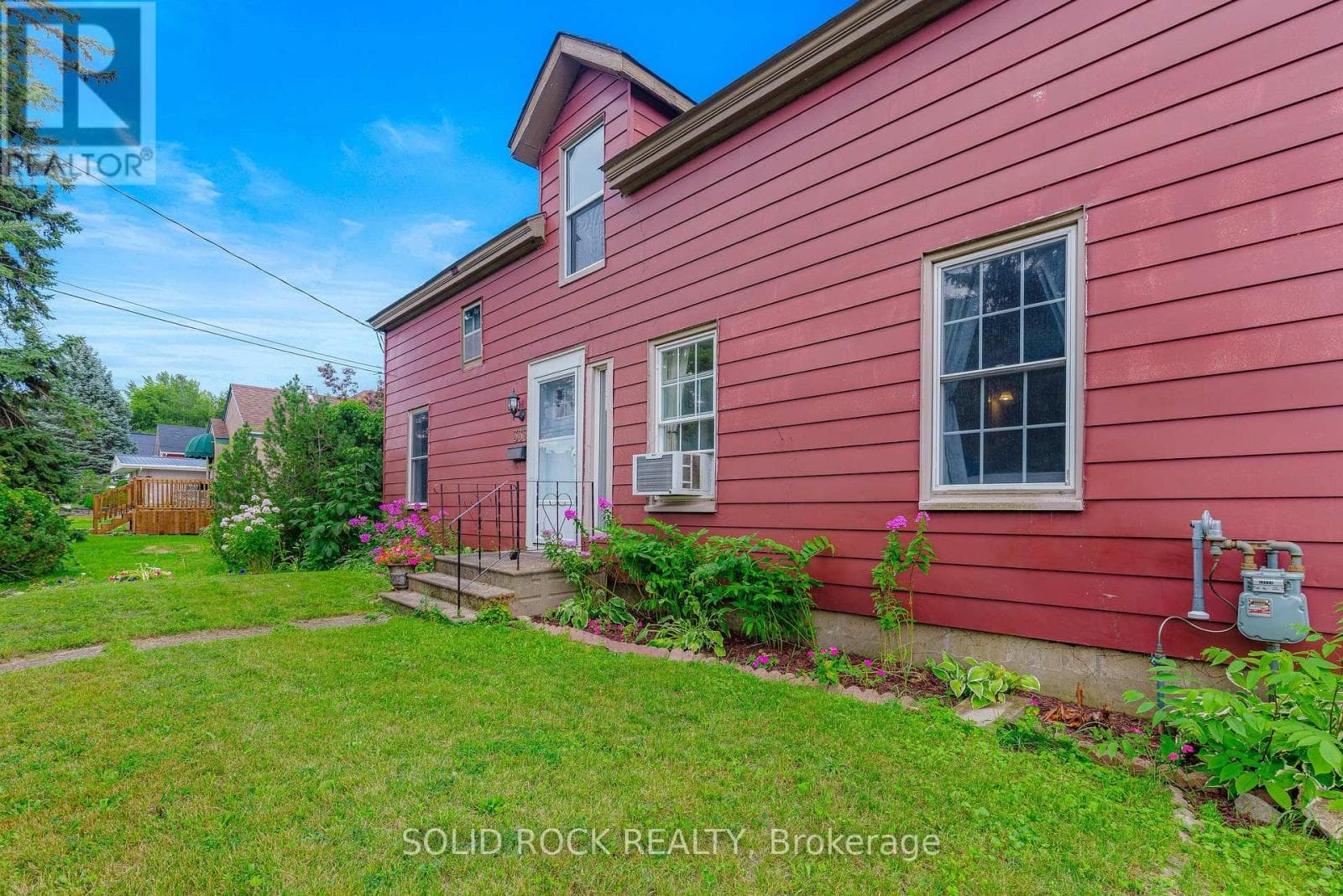 Single Family at 333 James Street, Prescott, Ontario - Photo 2 - RE/MAX Garden City Realty