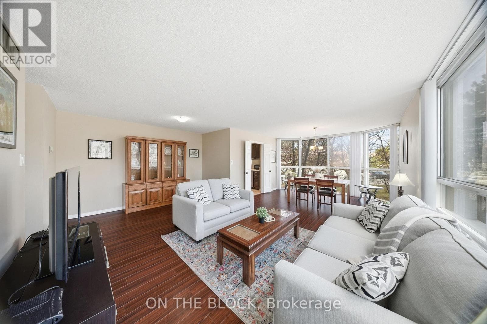 Single Family at 203- 880 Dundas Street, Mississauga (Erindale), Ontario - Photo 8 - RE/MAX Garden City Realty