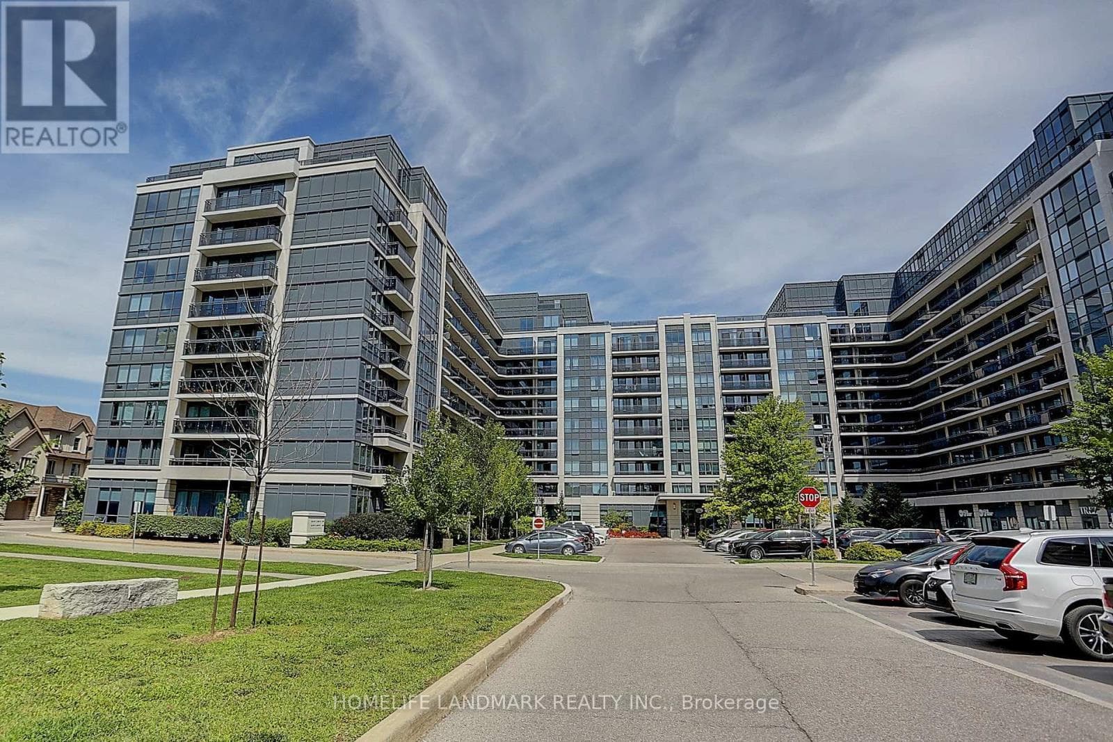 1027- 372 Highway 7 E Road
