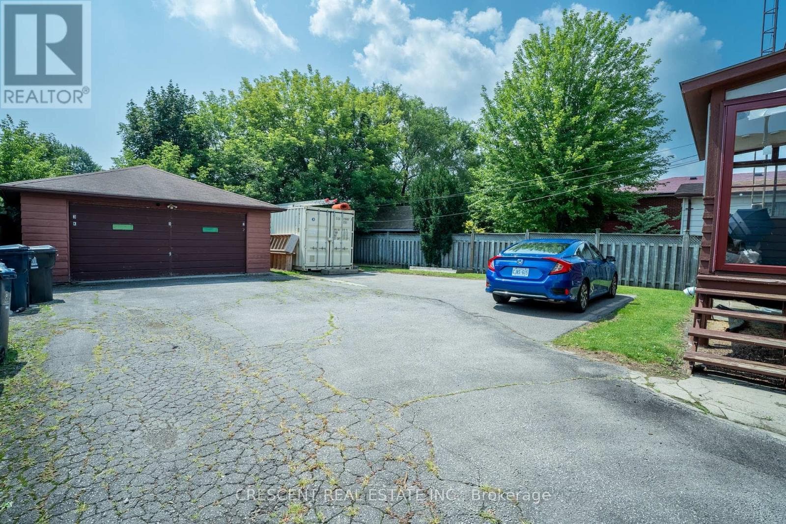 Single Family at UPPER- 35 Laburnham Avenue, Toronto (Long Branch), Ontario - Photo 10 - RE/MAX Garden City Realty