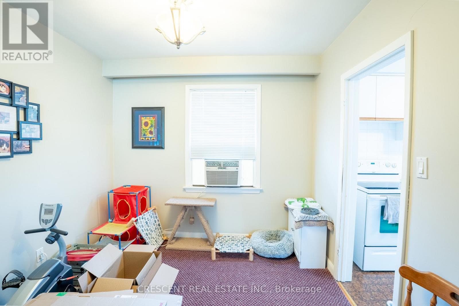 Single Family at UPPER- 35 Laburnham Avenue, Toronto (Long Branch), Ontario - Photo 6 - RE/MAX Garden City Realty