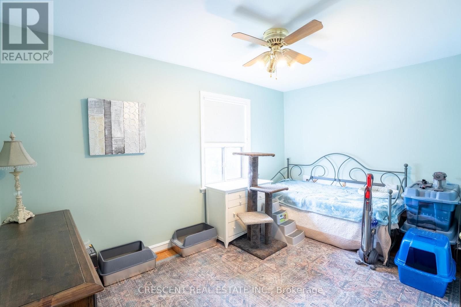 Single Family at UPPER- 35 Laburnham Avenue, Toronto (Long Branch), Ontario - Photo 9 - RE/MAX Garden City Realty