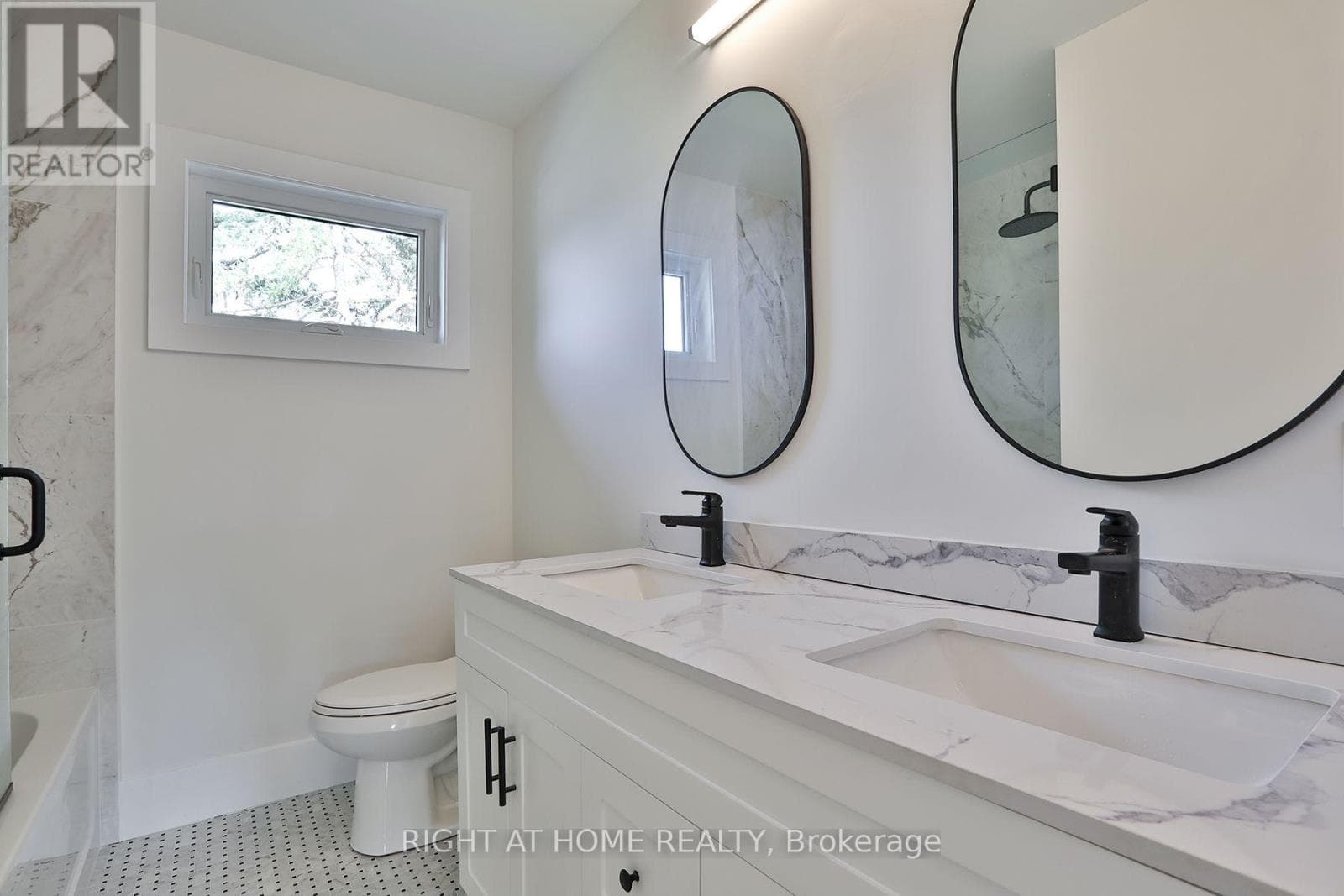 Single Family at 80 Stephen Drive, Caledon (Bolton West), Ontario - Photo 10 - RE/MAX Garden City Realty