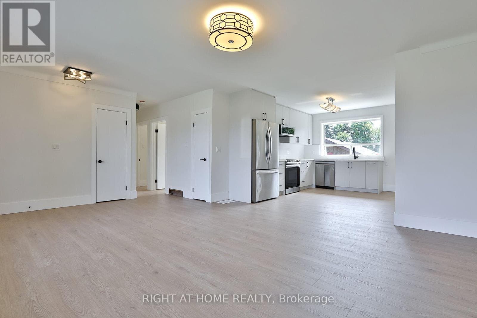 Single Family at 80 Stephen Drive, Caledon (Bolton West), Ontario - Photo 2 - RE/MAX Garden City Realty