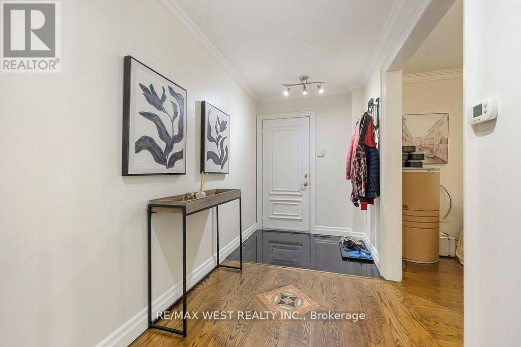 Single Family at 11 Duval Drive, Toronto (Maple Leaf), Ontario - Photo 5 - RE/MAX Garden City Realty