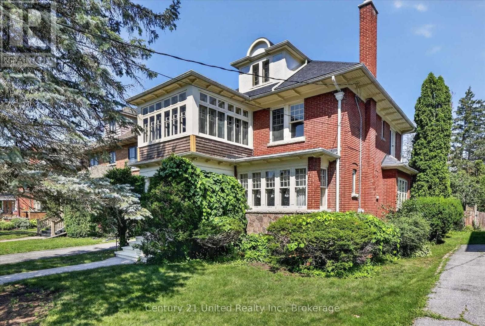 498 Weller Street