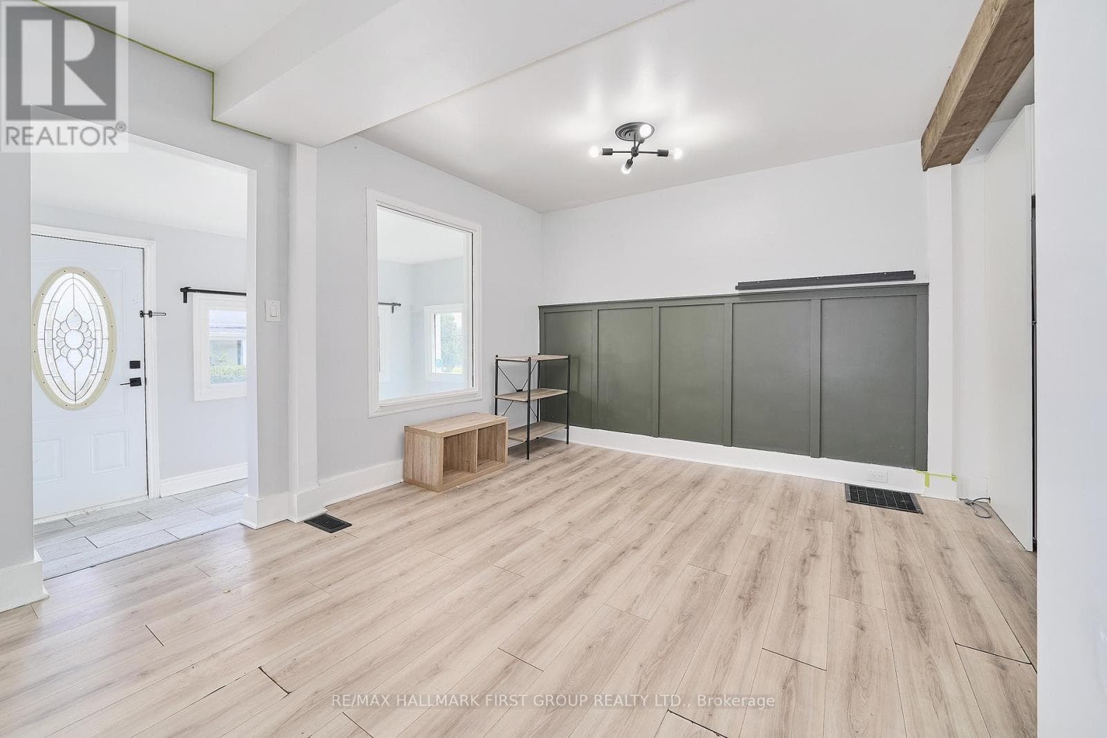 Single Family at 314 Nassau Street, Oshawa (Vanier), Ontario - Photo 10 - RE/MAX Garden City Realty