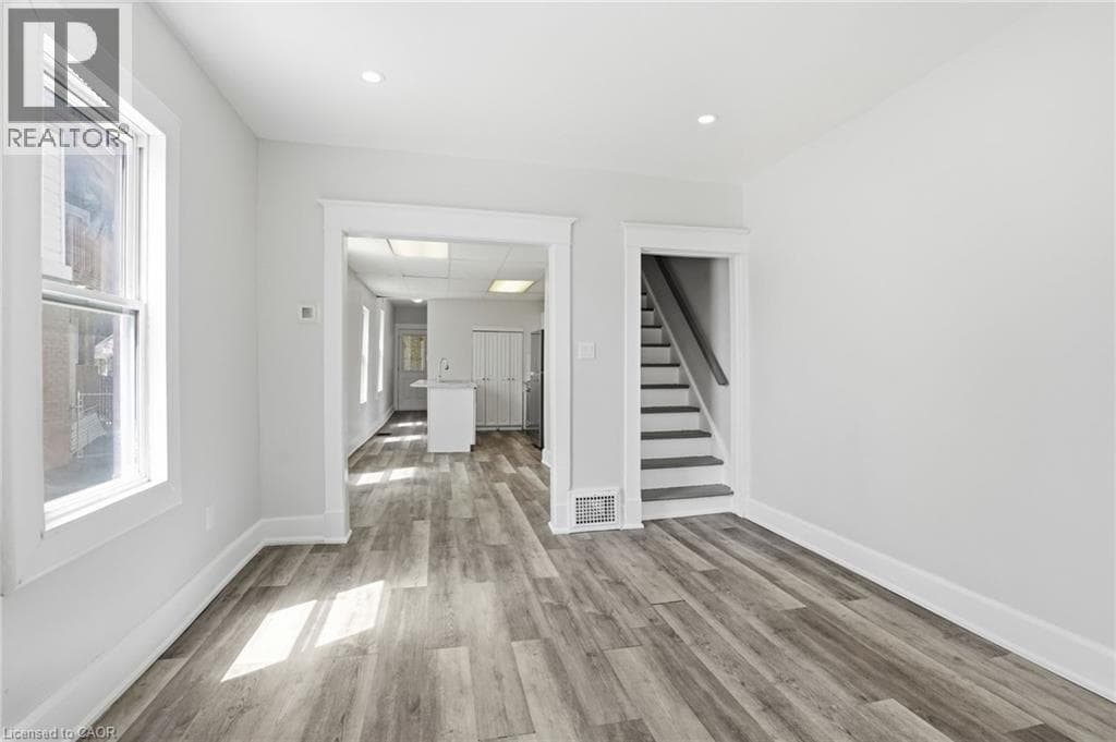 Multi-family at 5671 DESSON Avenue, Niagara Falls, Ontario - Photo 9 - RE/MAX Garden City Realty