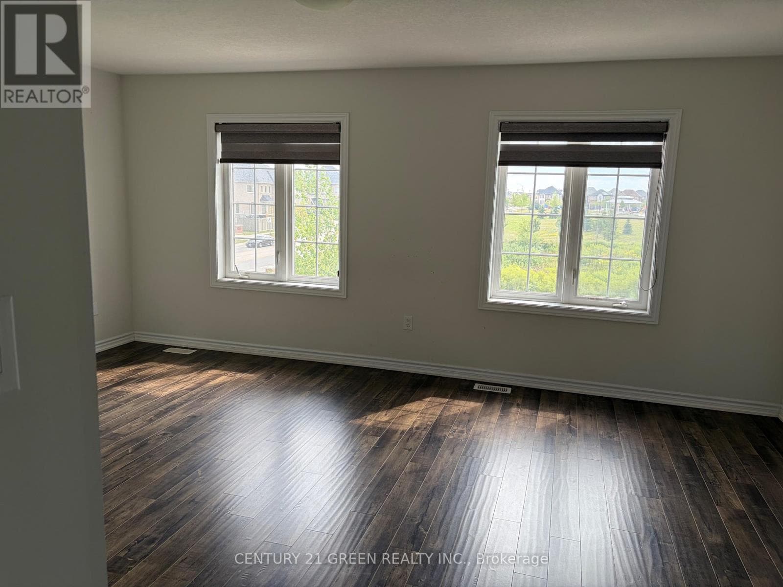 Single Family at 4 Action Drive, Brampton (Northwest Brampton), Ontario - Photo 7 - RE/MAX Garden City Realty