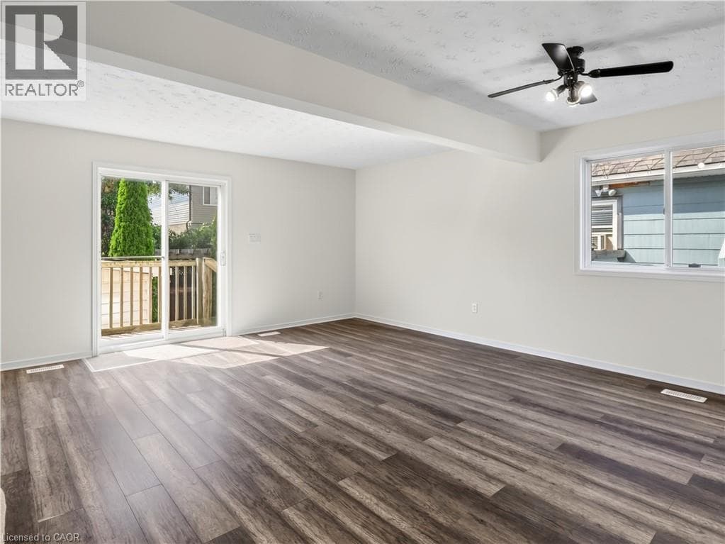 Single Family at 211 MORTON Street, Thorold, Ontario - Photo 5 - RE/MAX Garden City Realty