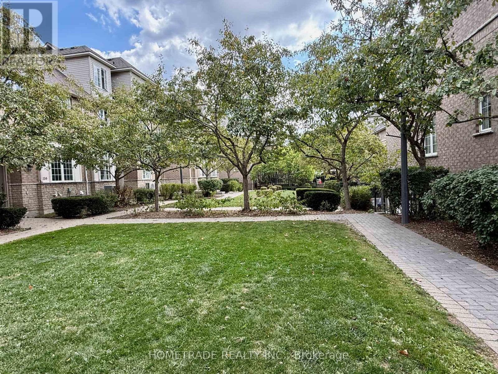 Single Family at 72- 23 Observatory Lane, Richmond Hill (Observatory), Ontario - Photo 3 - RE/MAX Garden City Realty