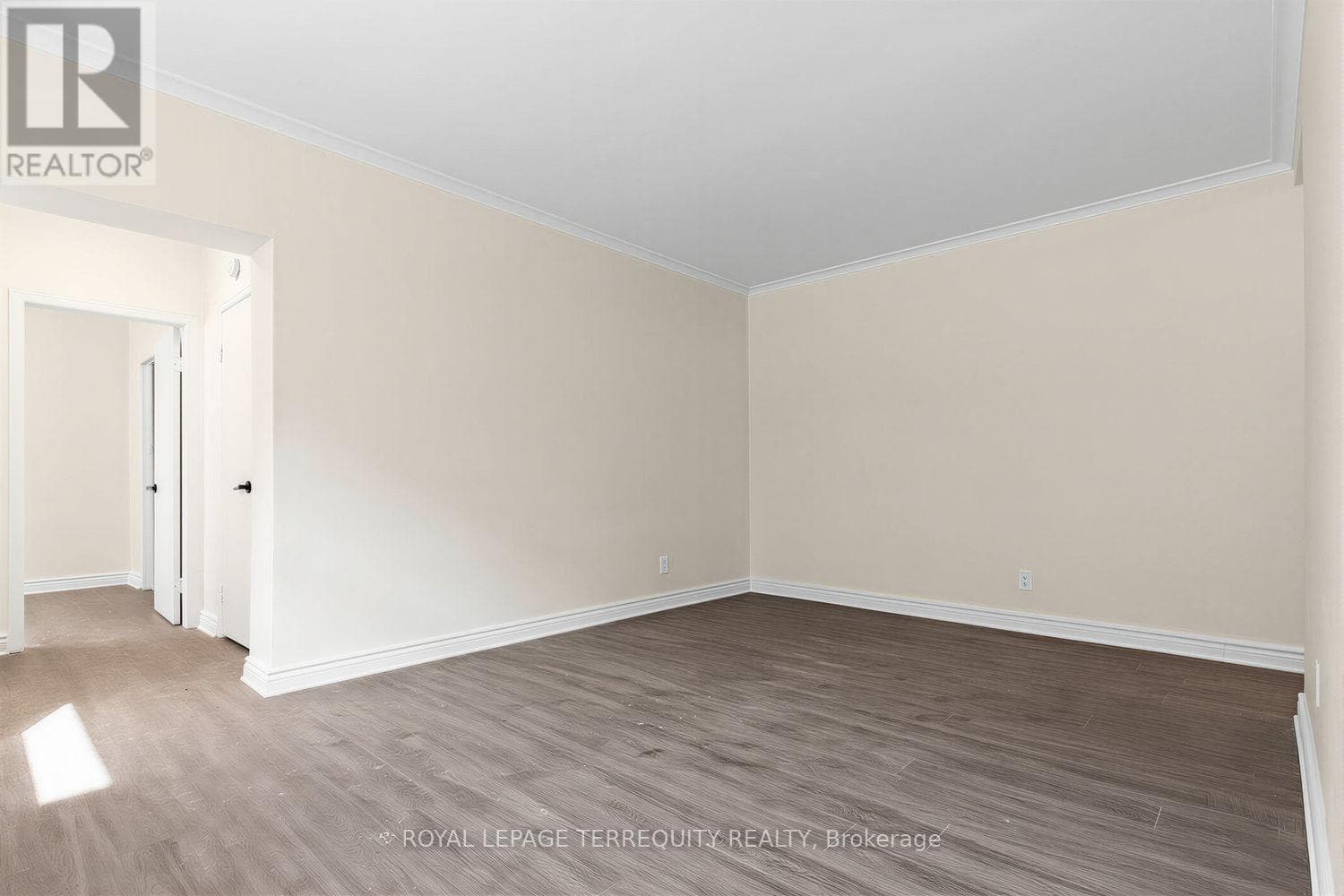 Multi-family at 1- 2550 Keele Street, Toronto (Maple Leaf), Ontario - Photo 9 - RE/MAX Garden City Realty