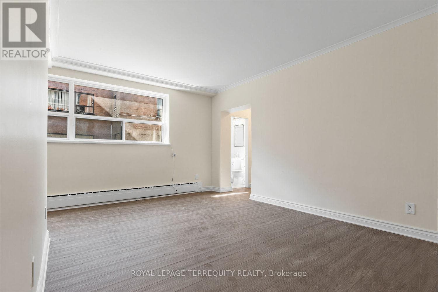 Multi-family at 1- 2550 Keele Street, Toronto (Maple Leaf), Ontario - Photo 5 - RE/MAX Garden City Realty