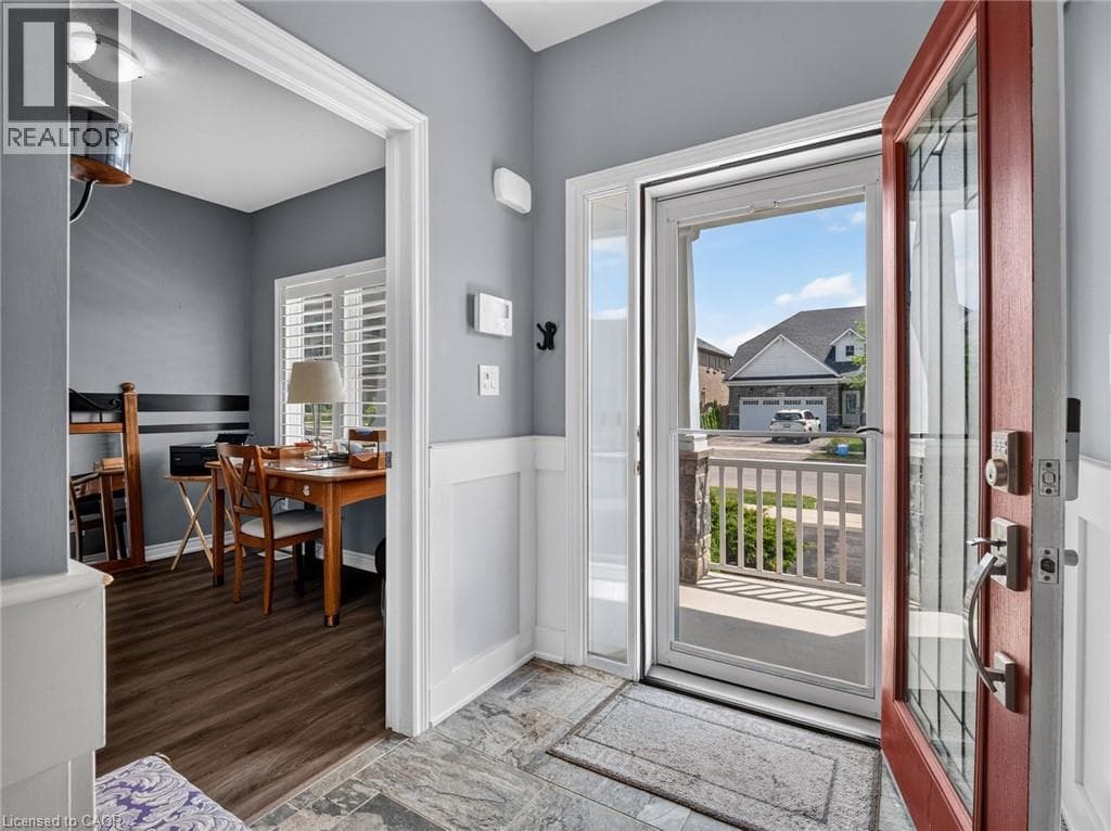 Single Family at 285 SOUTH PELHAM Road, Welland, Ontario - Photo 7 - RE/MAX Garden City Realty