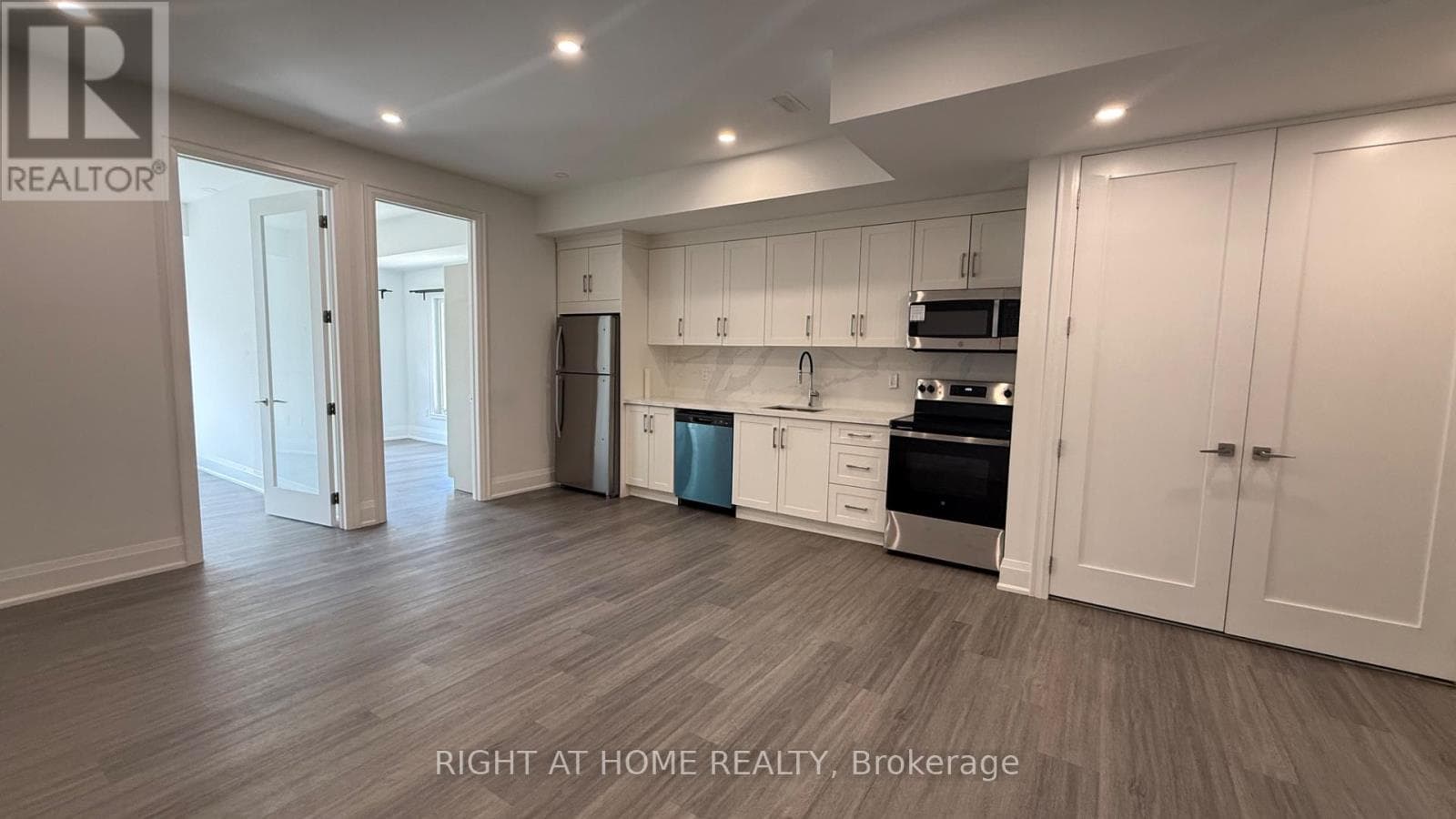 Single Family at Lower- 21 Antonio Court, Toronto (Humber Summit), Ontario - Photo 8 - RE/MAX Garden City Realty