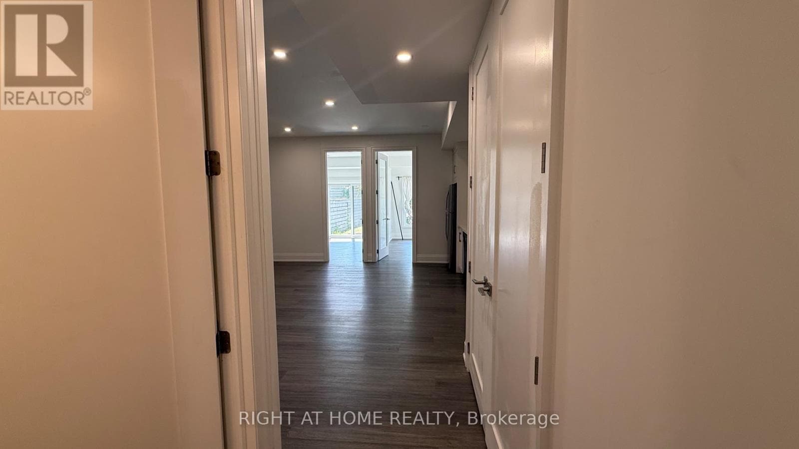 Single Family at Lower- 21 Antonio Court, Toronto (Humber Summit), Ontario - Photo 3 - RE/MAX Garden City Realty