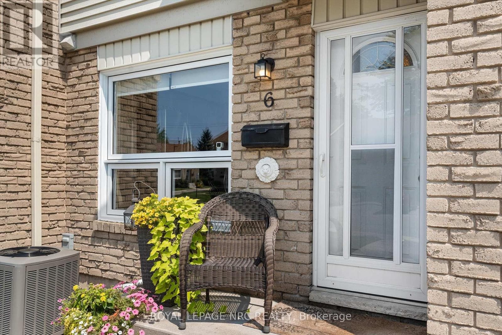 6- 6767 Thorold Stone Road