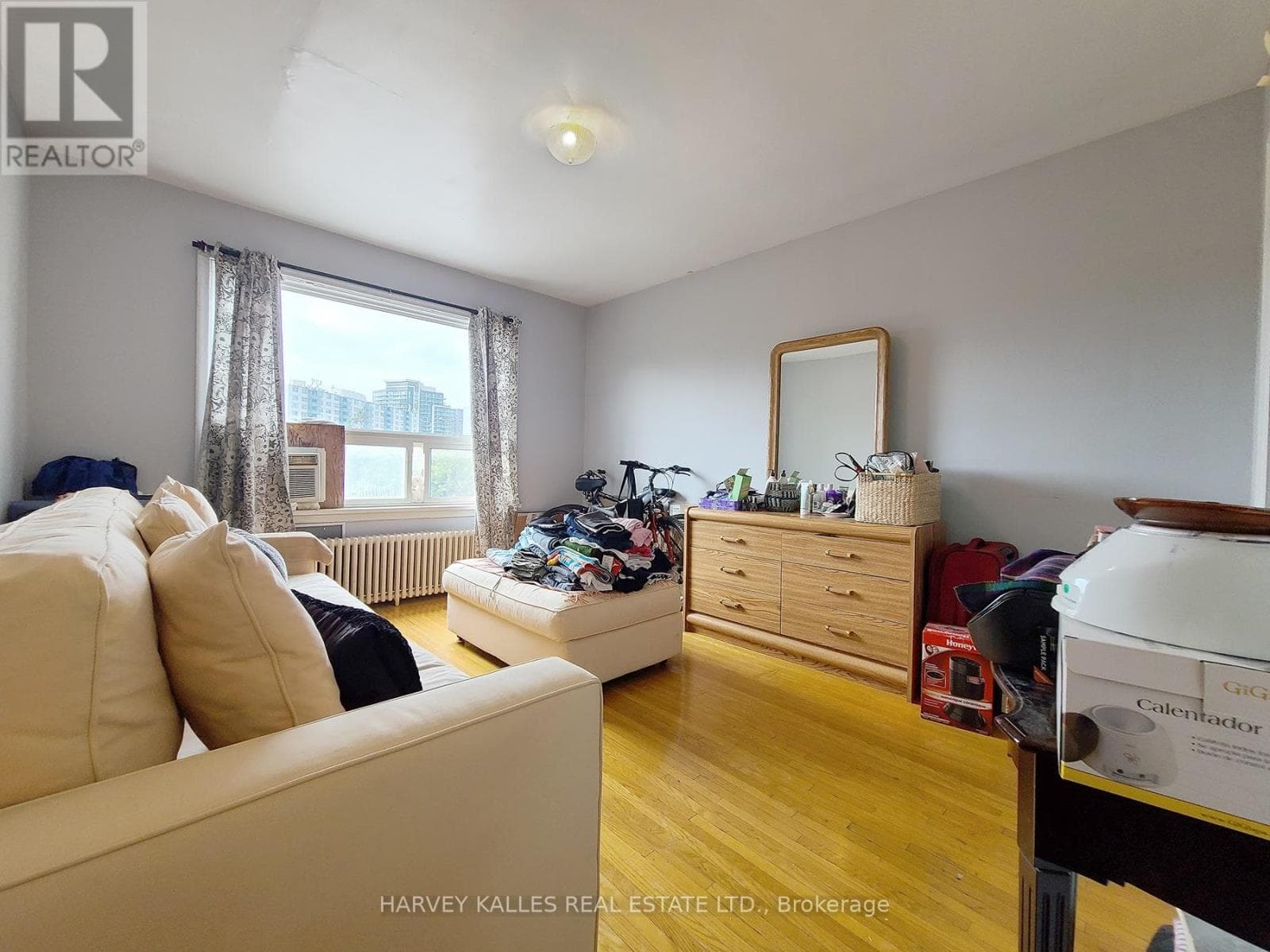 Multi-family at 9- 2434 Keele Street, Toronto (Maple Leaf), Ontario - Photo 3 - RE/MAX Garden City Realty