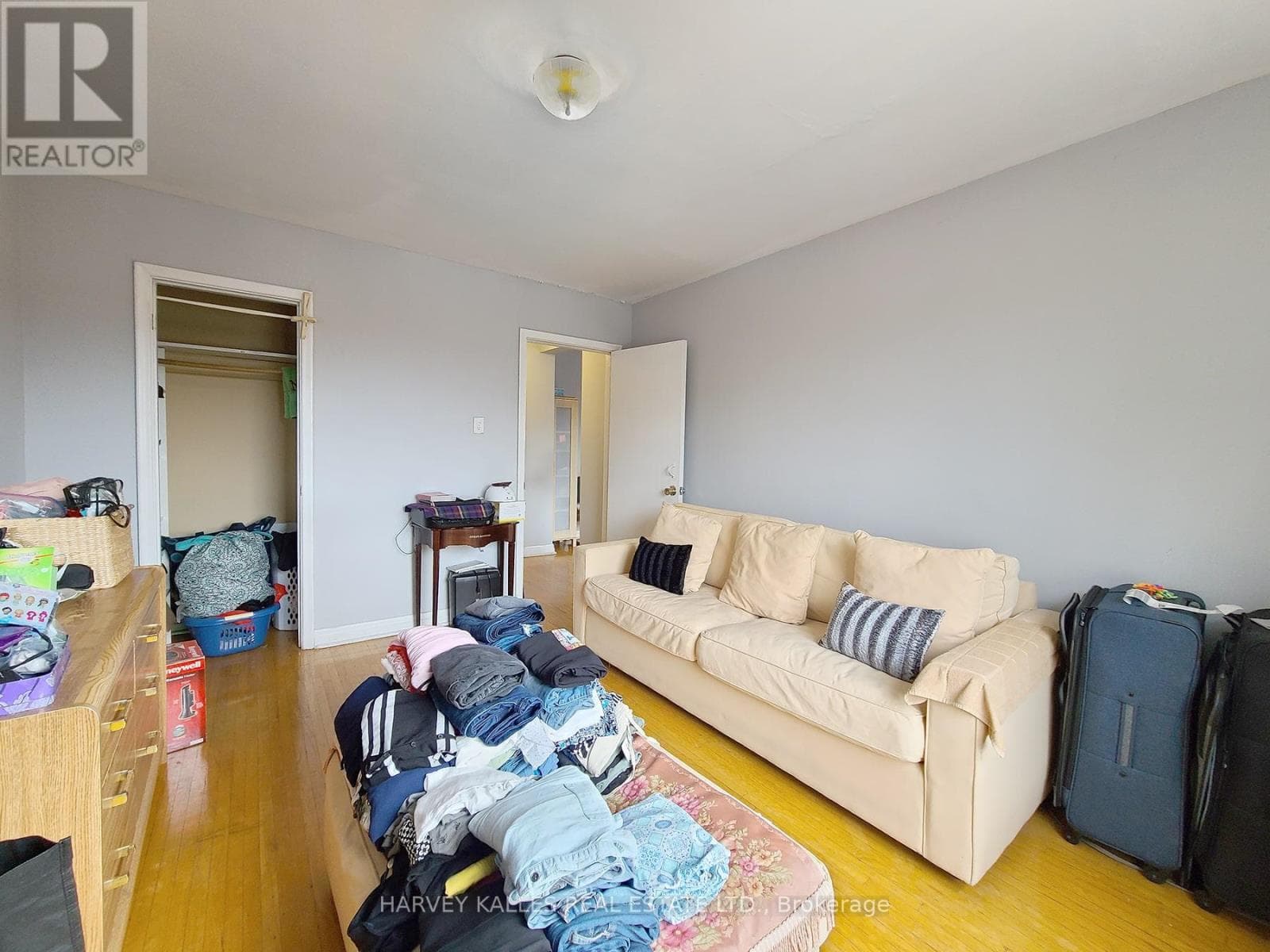Multi-family at 9- 2434 Keele Street, Toronto (Maple Leaf), Ontario - Photo 4 - RE/MAX Garden City Realty