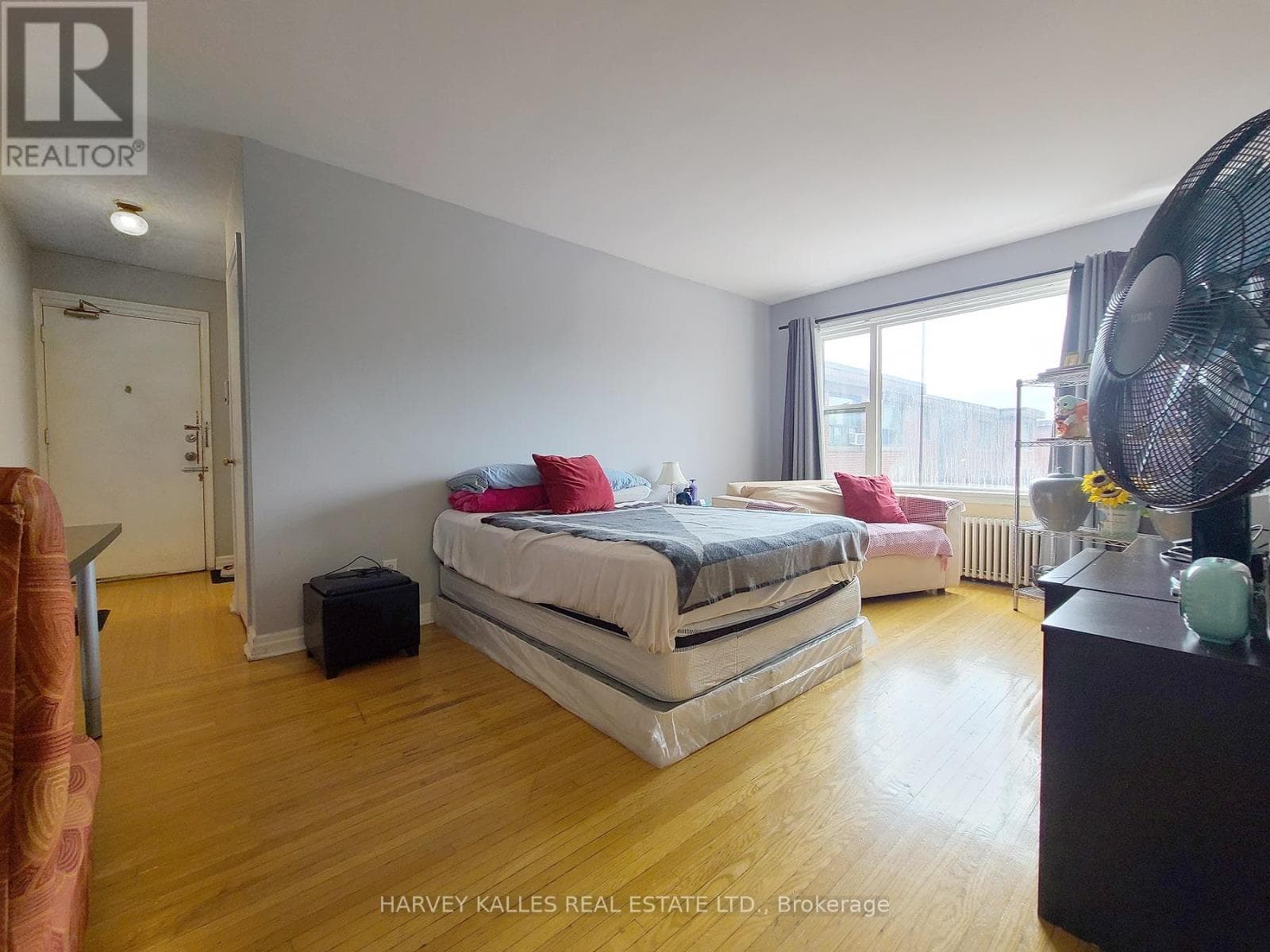 Multi-family at 9- 2434 Keele Street, Toronto (Maple Leaf), Ontario - Photo 9 - RE/MAX Garden City Realty