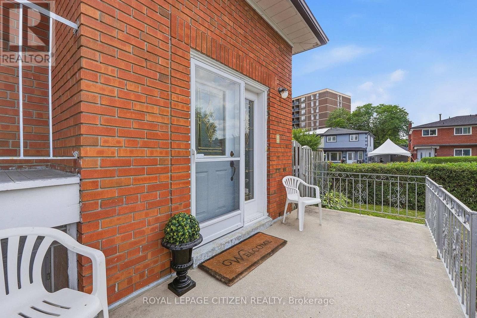 Single Family at 37 Firenza Drive, Toronto (Humber Summit), Ontario - Photo 4 - RE/MAX Garden City Realty