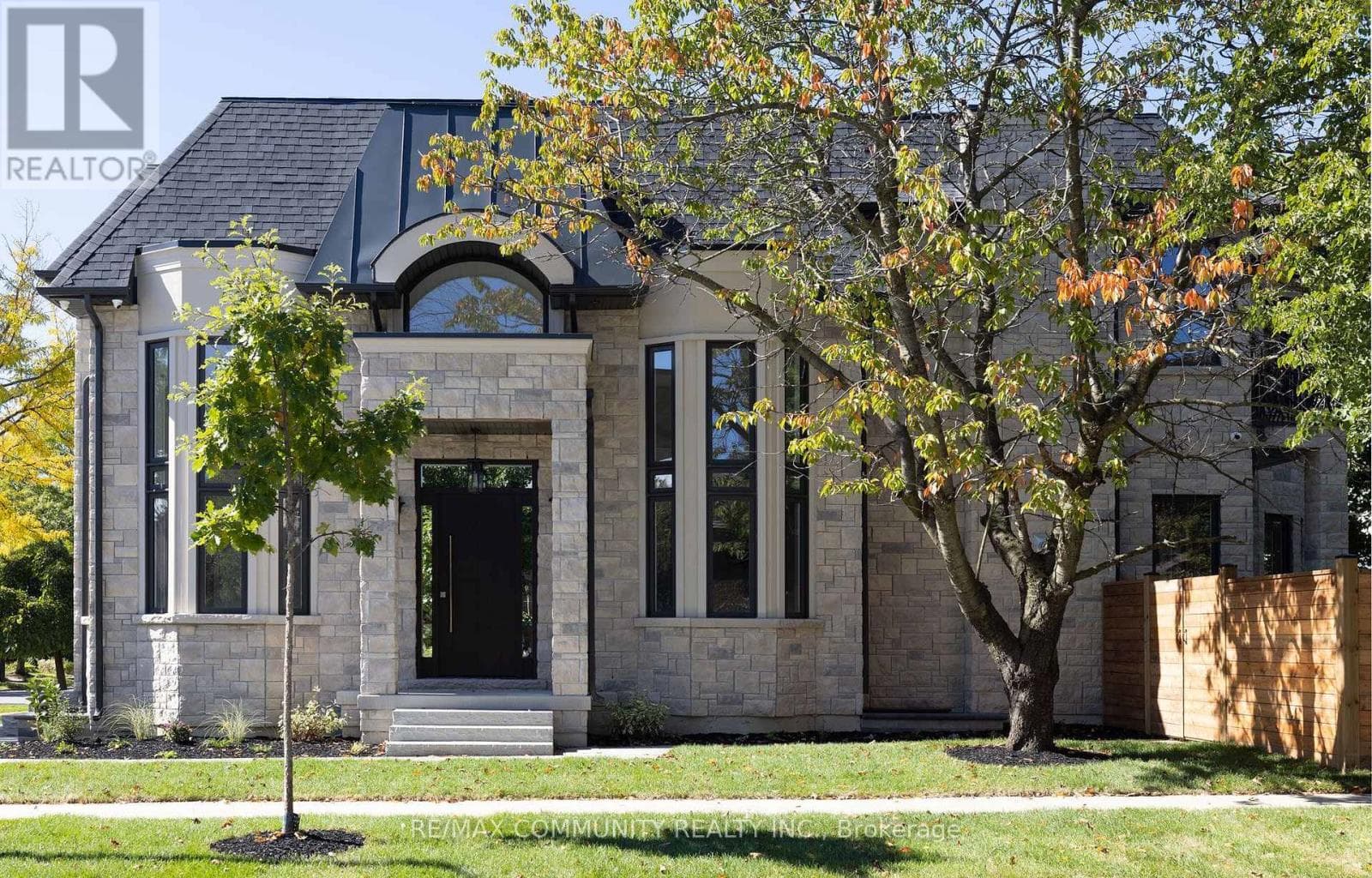 12 Port Royal Trail
