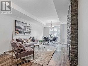 104- 70 stewart Street